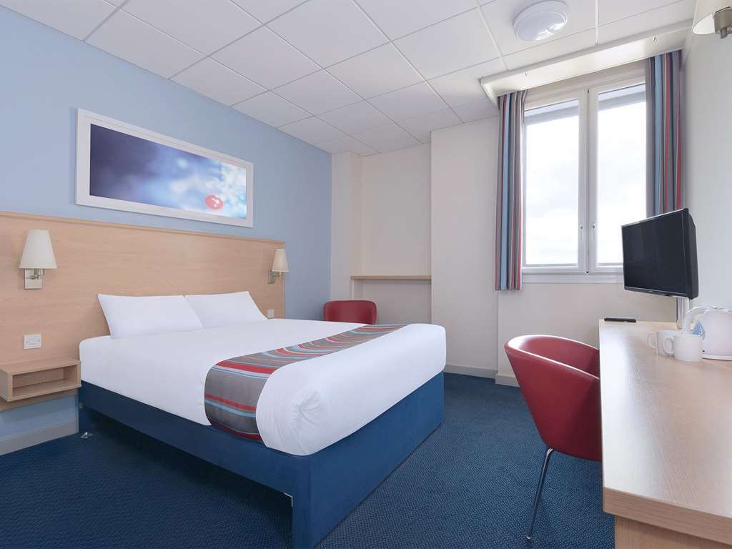 Travelodge Leatherhead Room photo